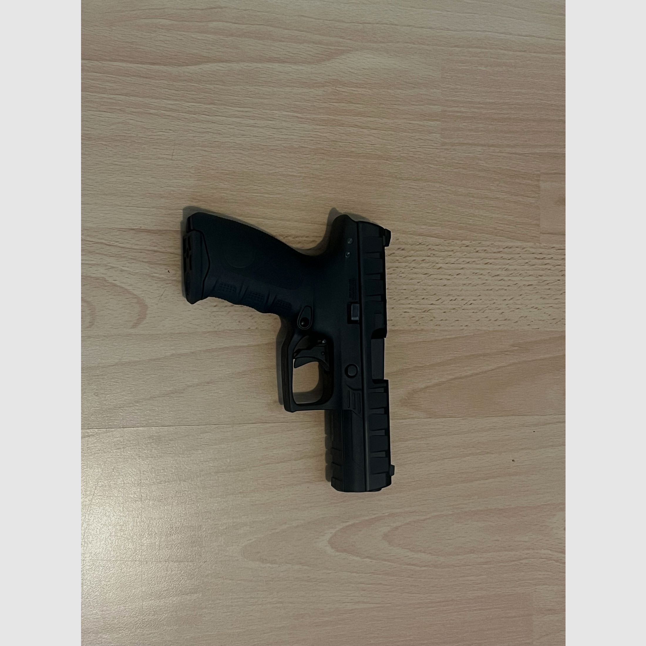 Beretta APX RDO 6 mm, Gas, < 1,0 J, schwarz