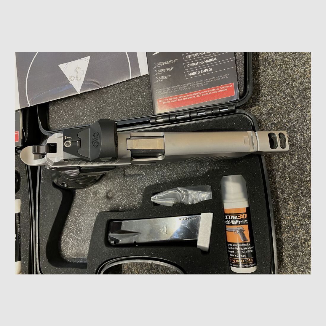 Sig Sauer X-Six P226 Club 30 mit Wechselsystem 9mm Luger