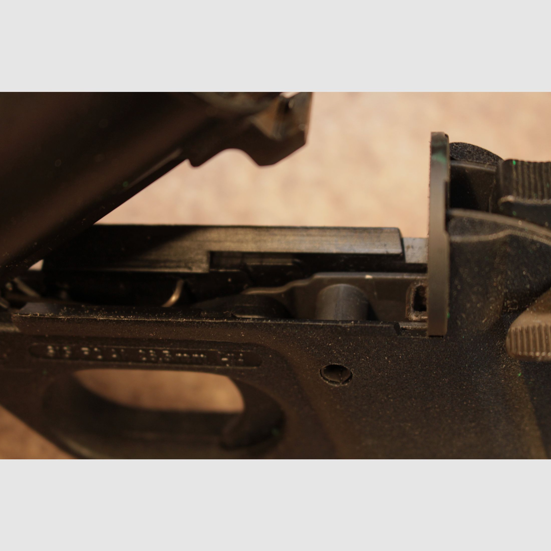 Signal pistol Heckler und Koch in caliber 4.