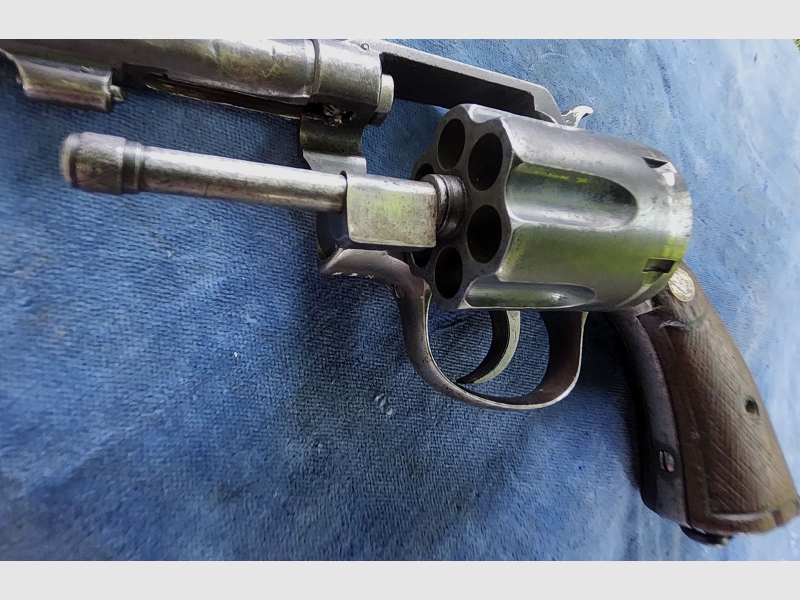 Smith & Wesson M&P (neutralisé), image 8 sur 9