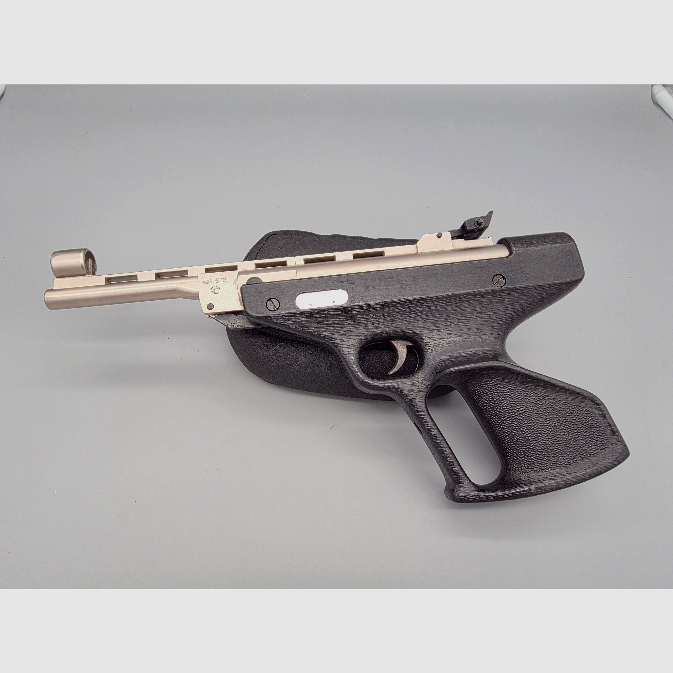 Collectionneurs attention Cal. 6,35mm Record IWG Mod. 77 pistolet à air Diabolo