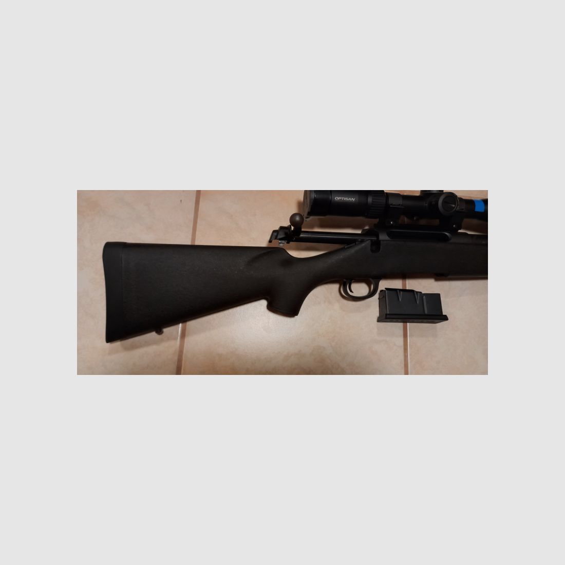 Repetier Gewehr Remington 715 in .308 Winchester