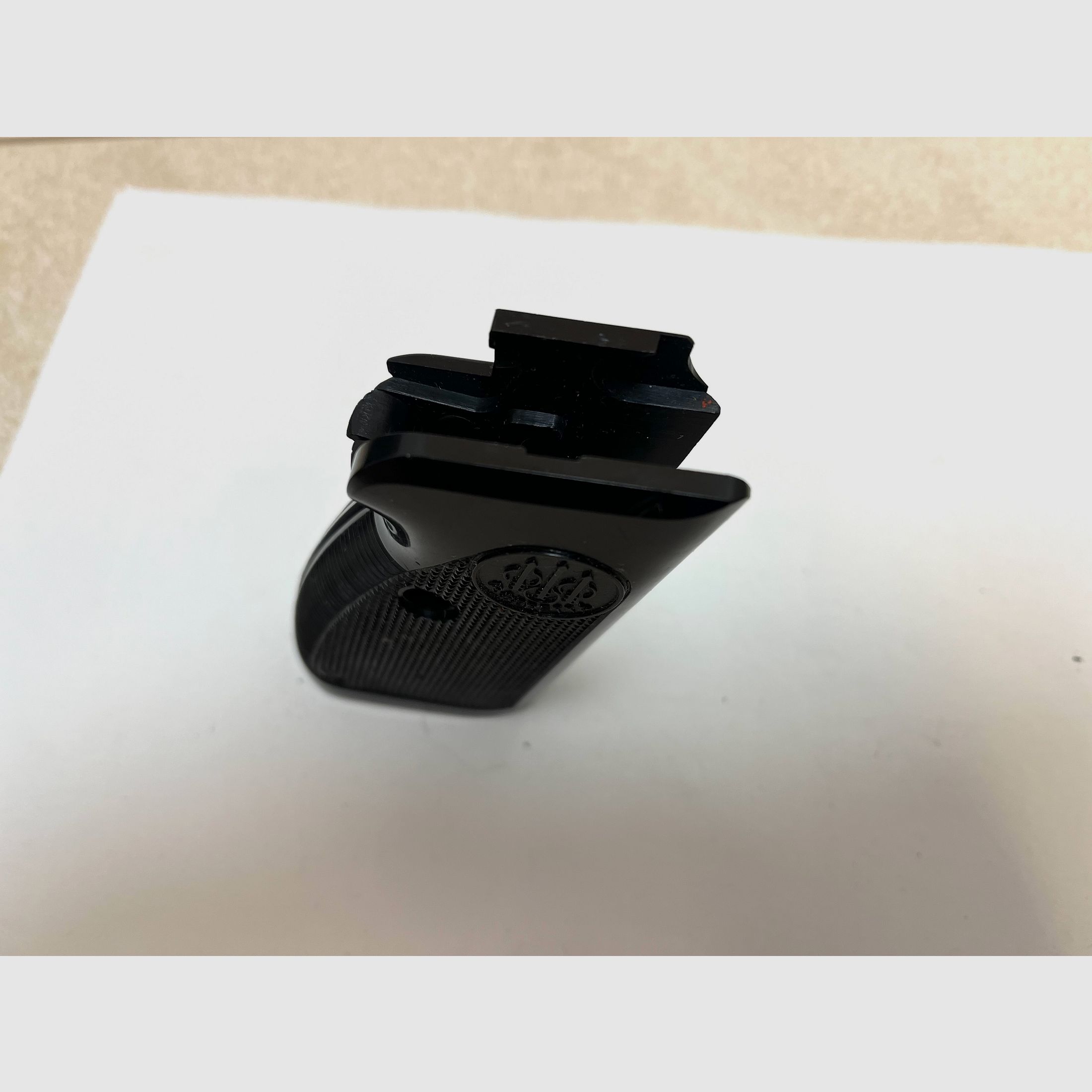 ••• Beretta Mod. 70 Griffschalen - Kunststoff •••