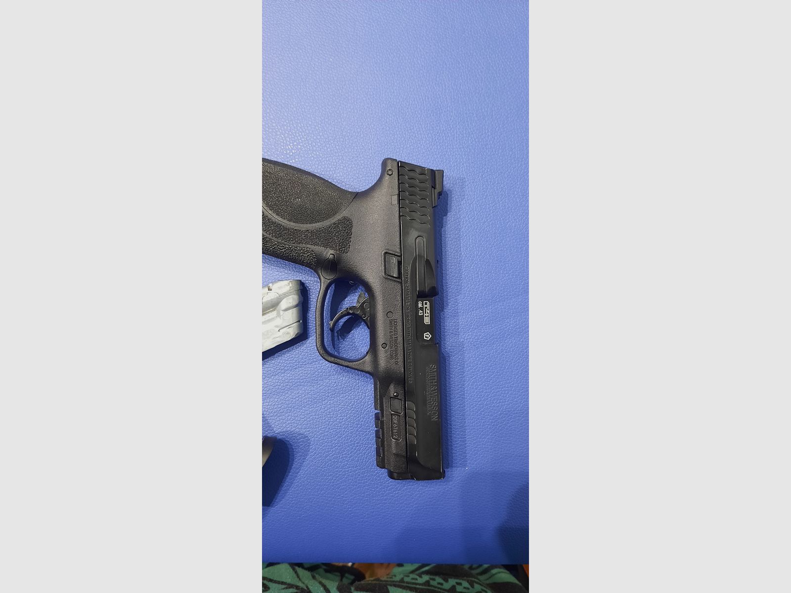 Smith & Wesson T4E M&P9  cal .43  7,5 joule . PREIS VB