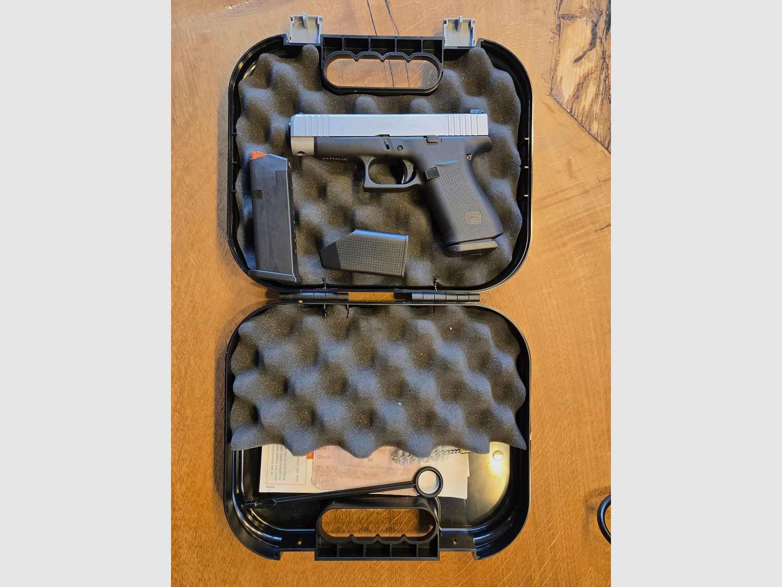 Glock 48 Silver Slide