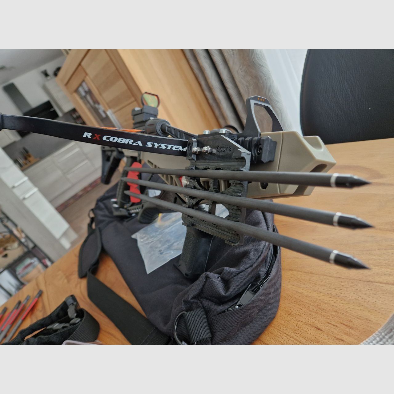 Armbrust EK Cobra RX9 130 lbs mit umfangreichem Zubehör