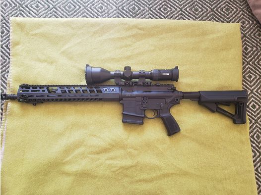 like new - Sig Sauer 716 G2 Patrol, .308 win with scope Steiner Ranger 6, 3-18x56