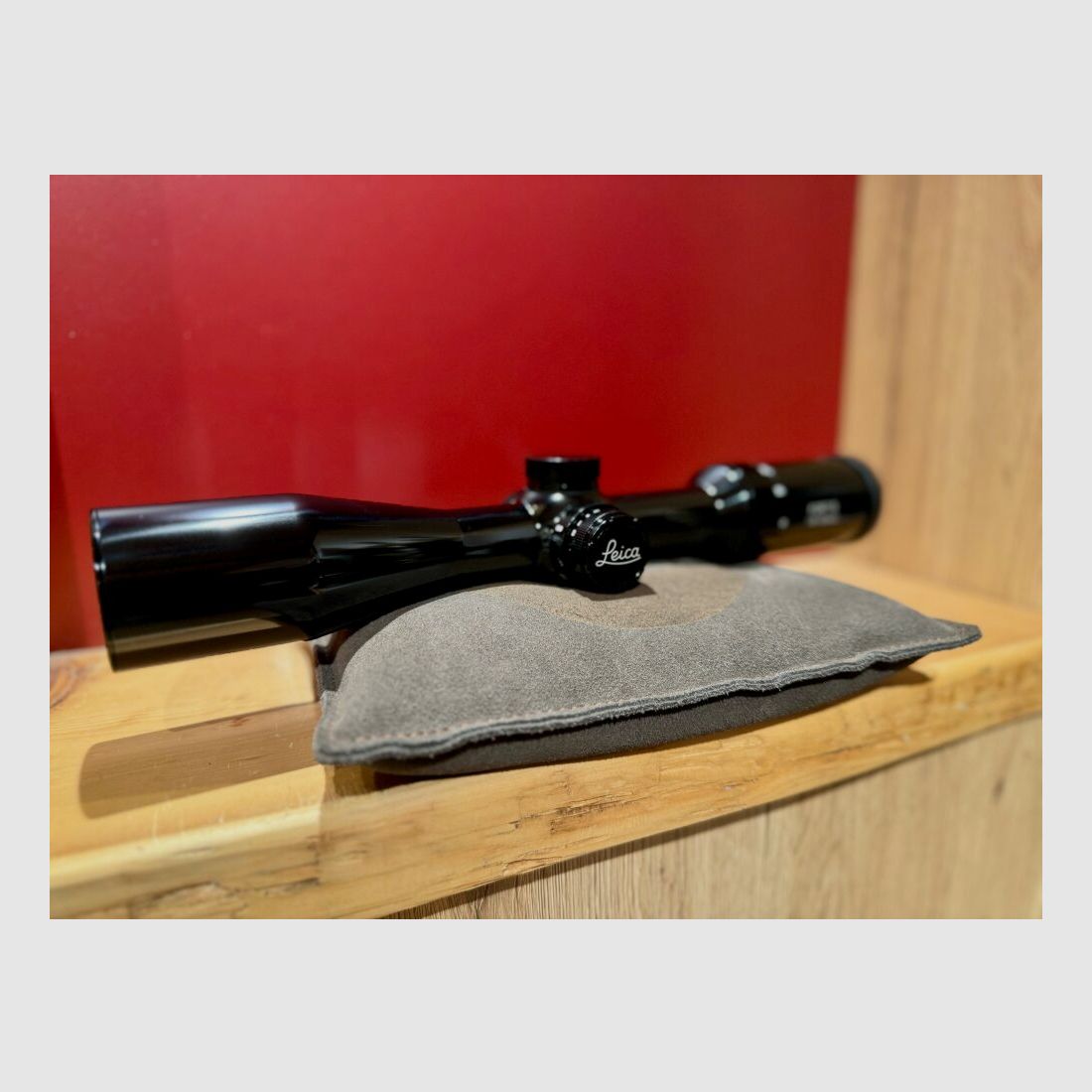 Leica Fortis 1,8-12x42i L-4a Glossy Edition