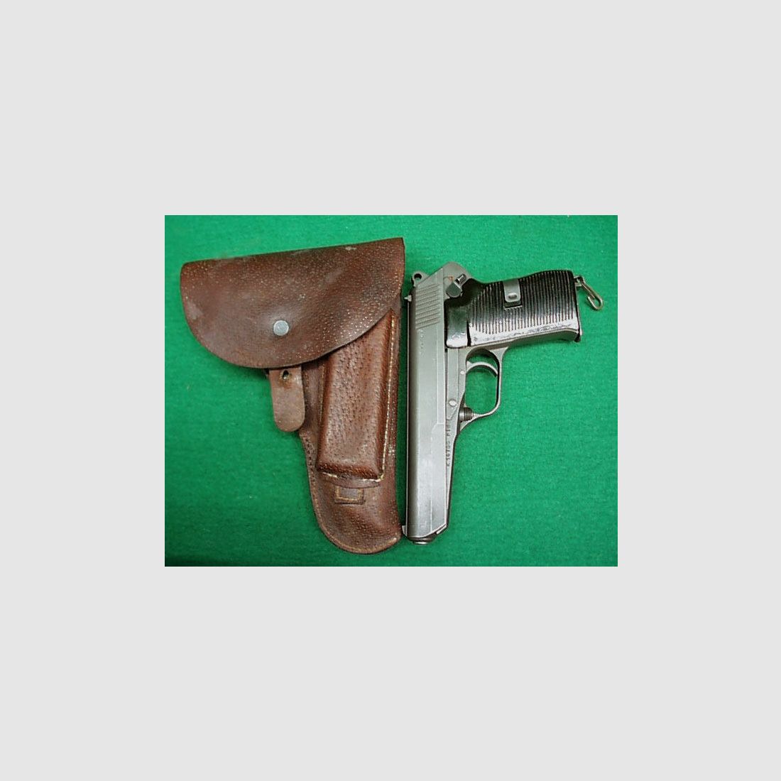 Ceska Pistole Mod. 52 (CZ 52)