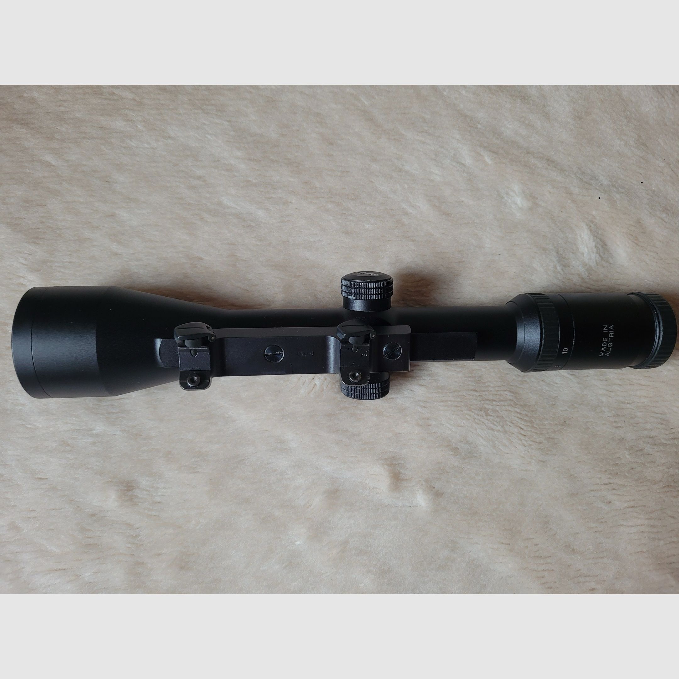 Kahles Helia CSX 2,5-10x50, Absehen 4 mit Leuchtpunkt und Blaser Sattelmontoge