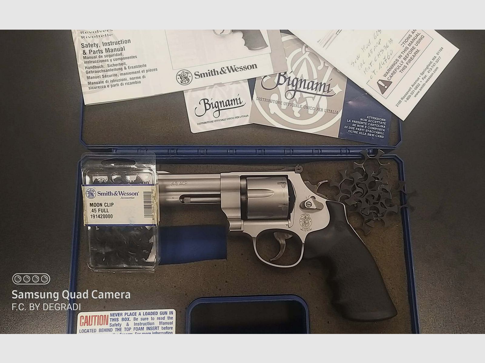 SMITH & WESSON 625 – 8 KALIBER 45 ACP 4”, Bild 1 von 4