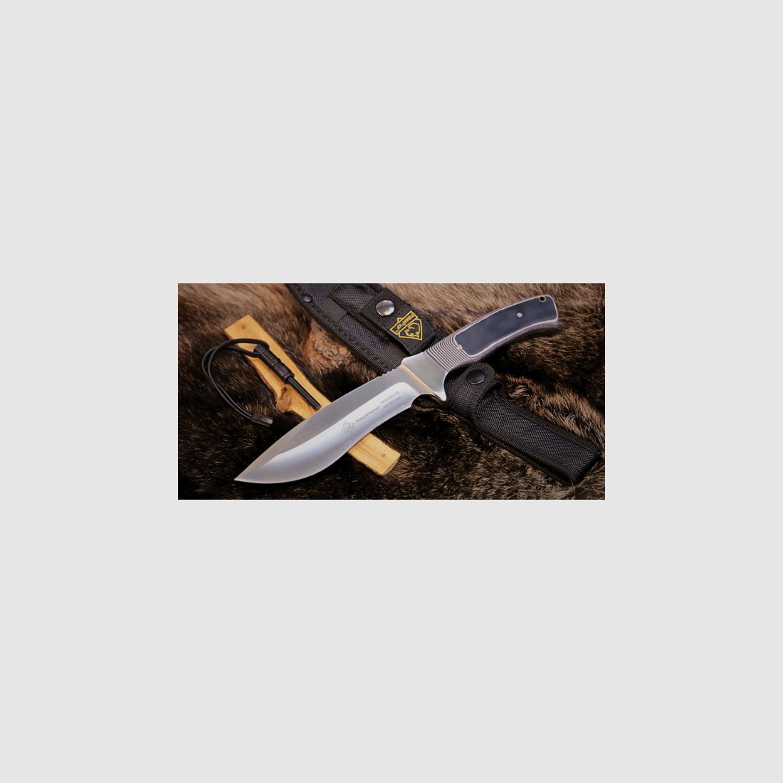 PUMA XP nomad with fire starter, G10 black