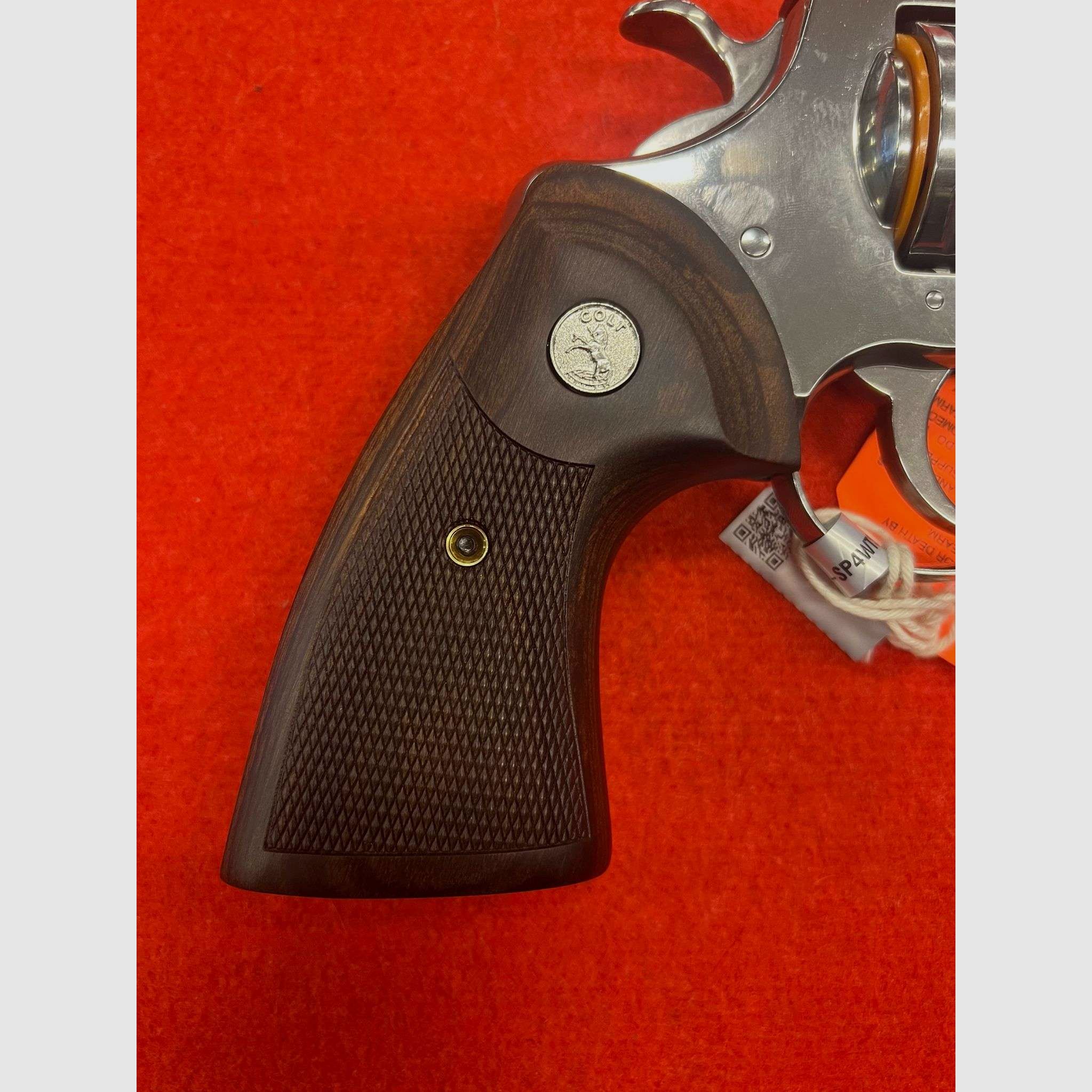 Colt Revolver Python 4,25″ Inox Kal.357 Mag., afbeelding 3 van 4