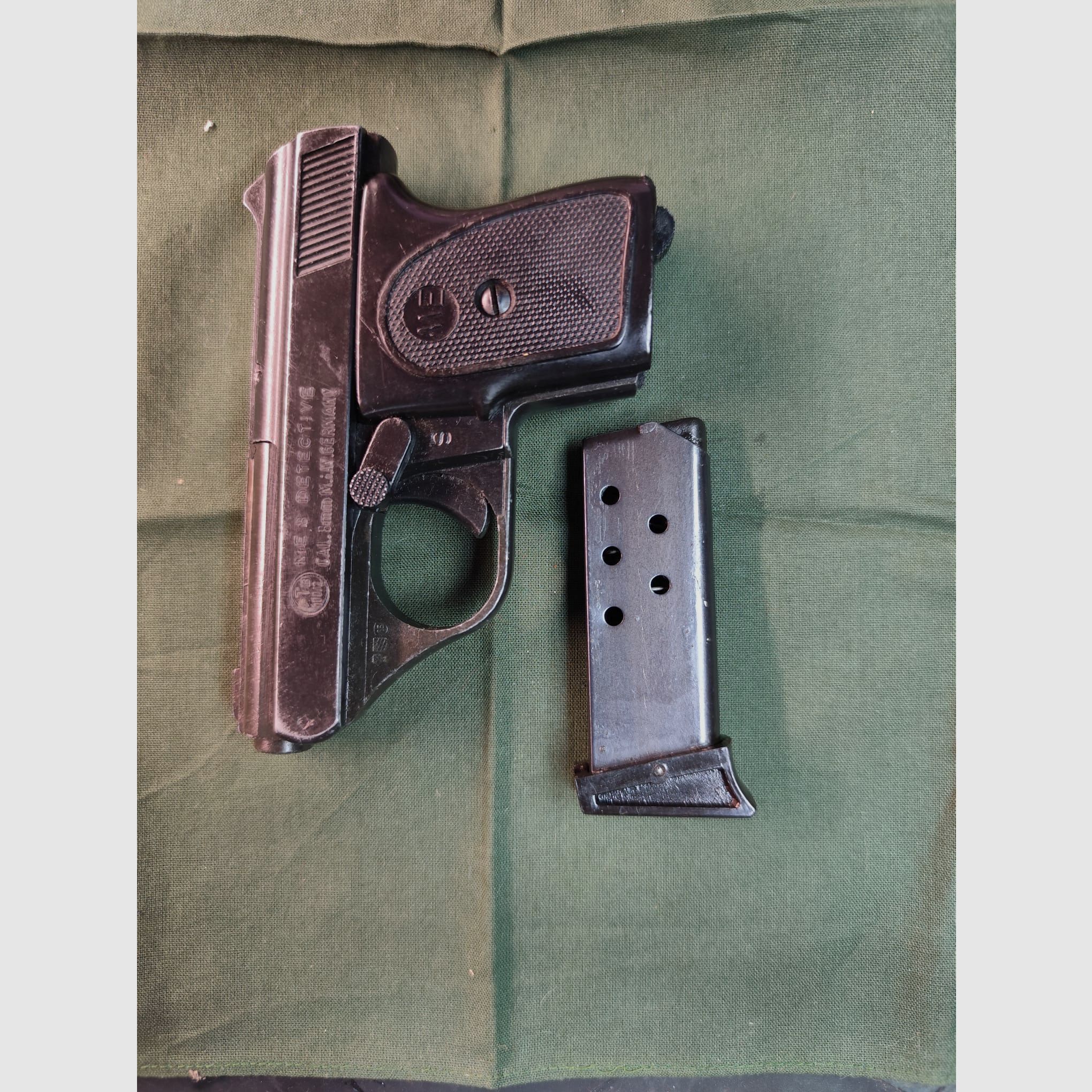 ME 8 Detektiv PTB 100/2 8mm P.A.K. Bj. 1985