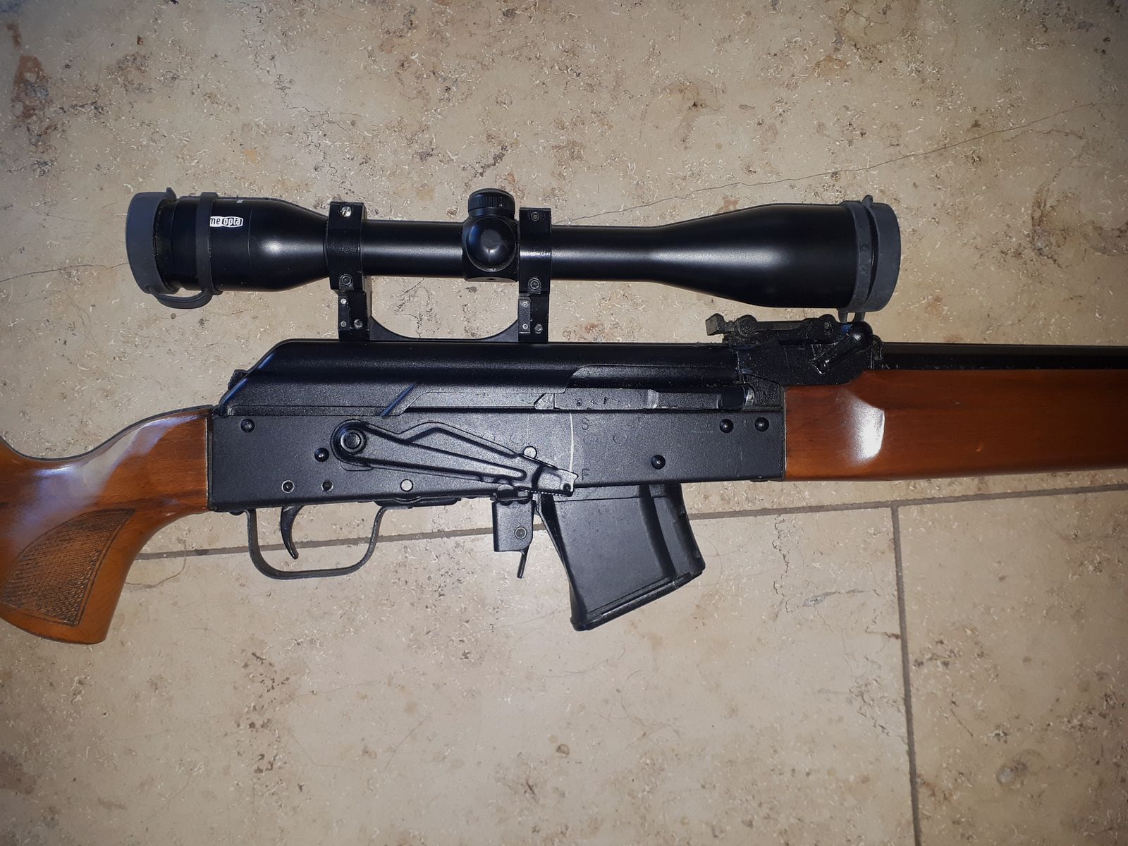 Saiga Halbautomat im Kaliber 7,62x39, zivile Ausführung der AK 47.