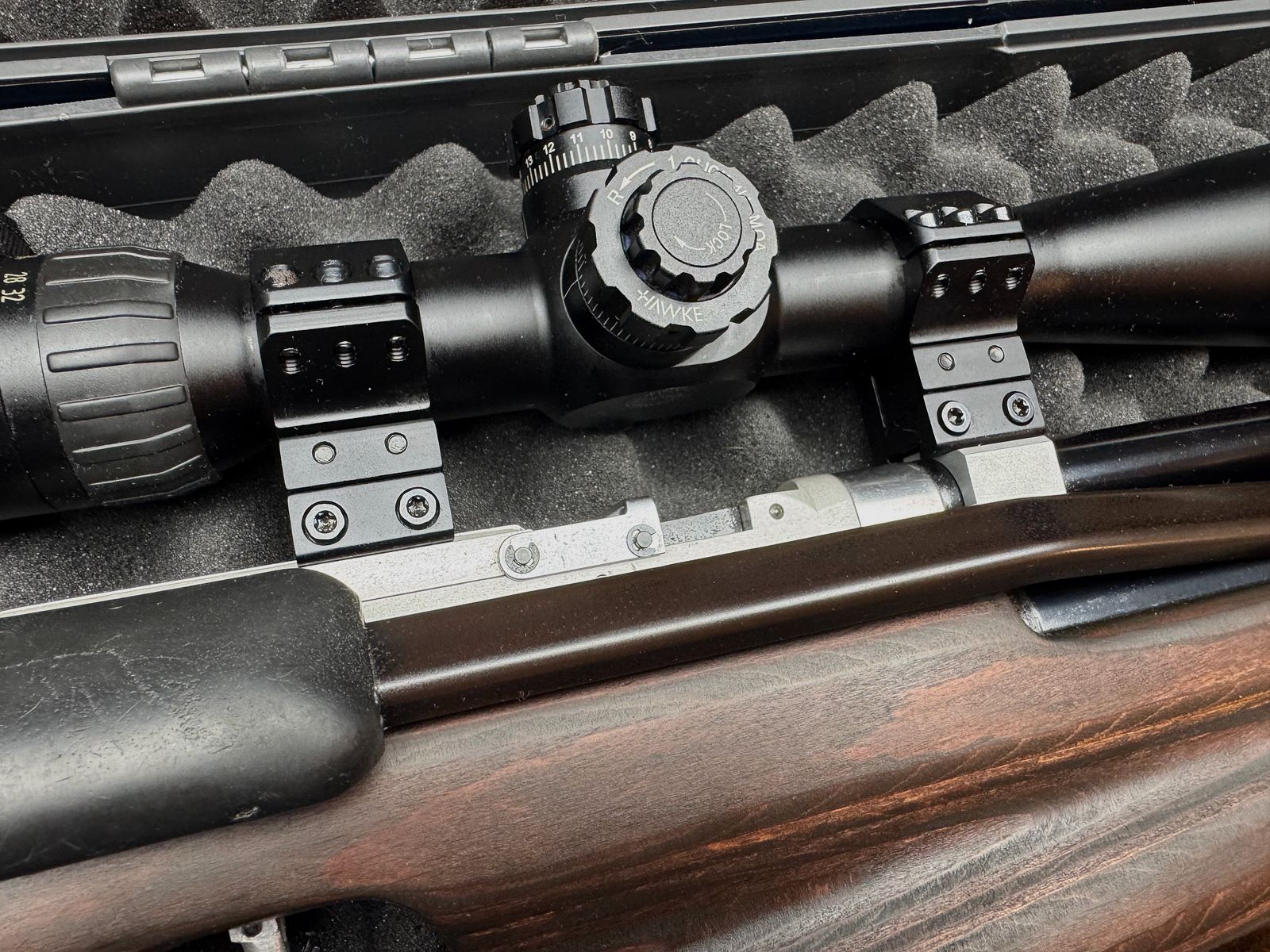 Feinwerkbau FWB 600 Field Target + Hawke Airmax 30 SF 8-32x50 AMX IR + FX Airguns Koffer