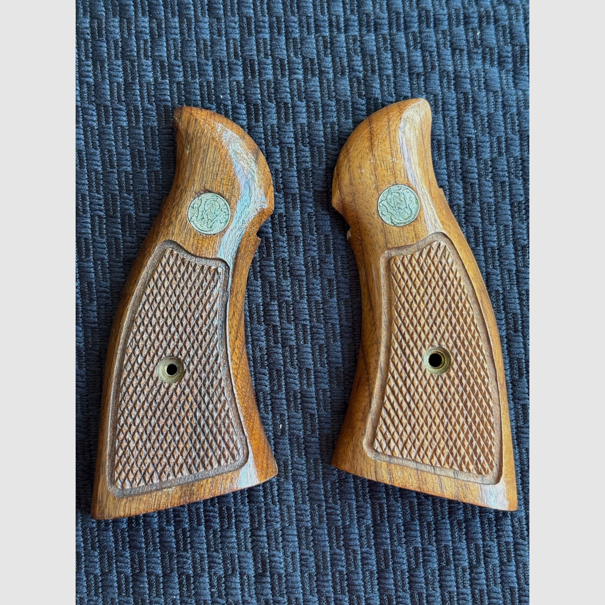 Empuñaduras Magna originales de Smith & Wesson para revólveres con marco K y culata cuadrada - como nuevas