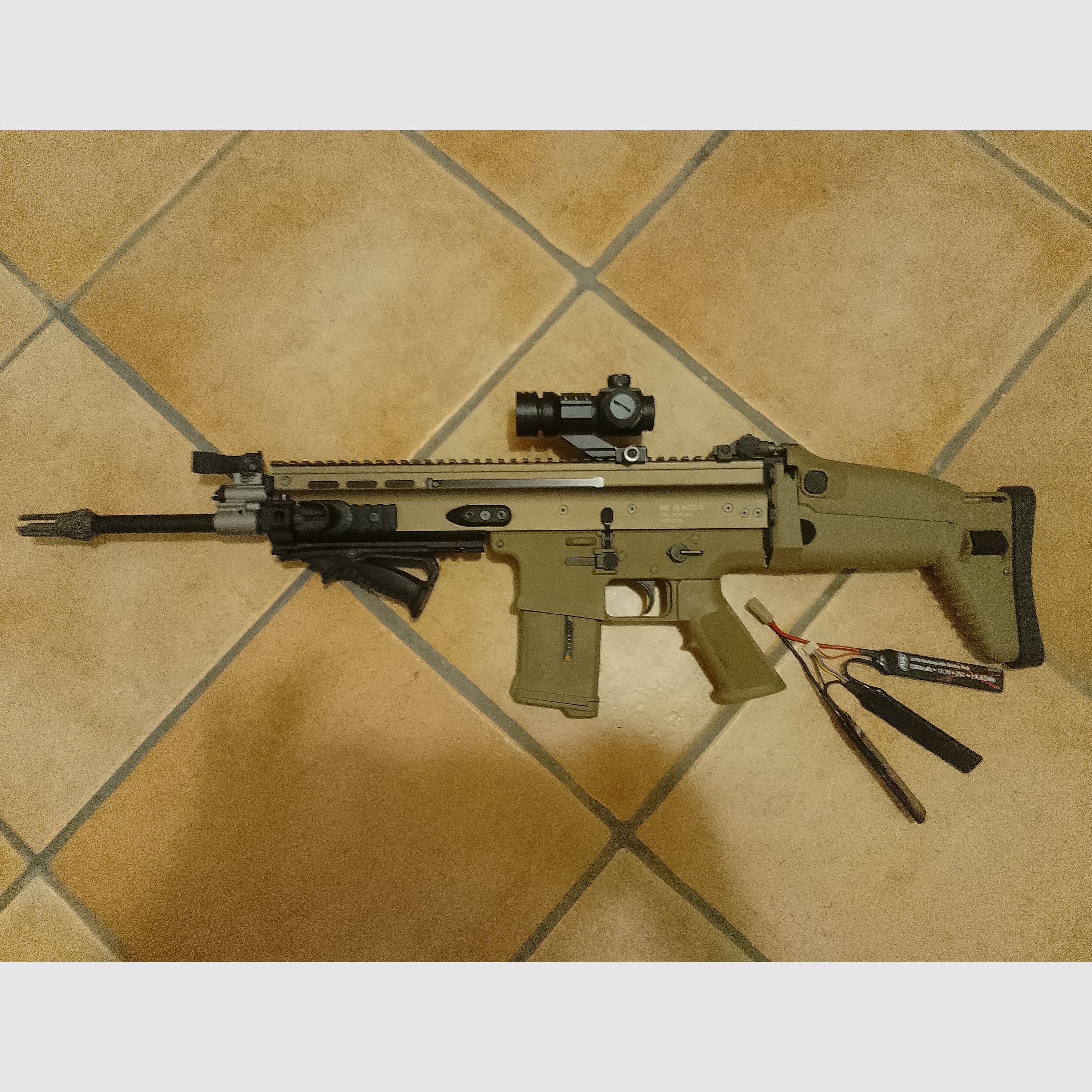 Scar L Wei-etech Socom-L MK16 mod 0 Vollmetall S-AEG 6mm BB desert