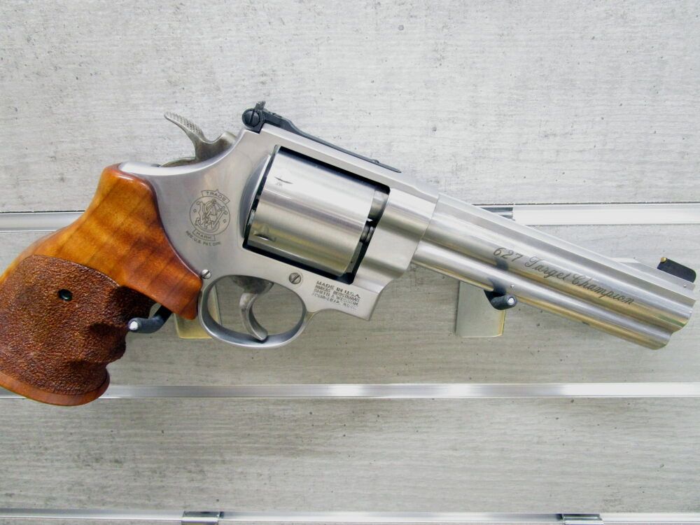 S&W 627-2 Target Champion-Stainless-