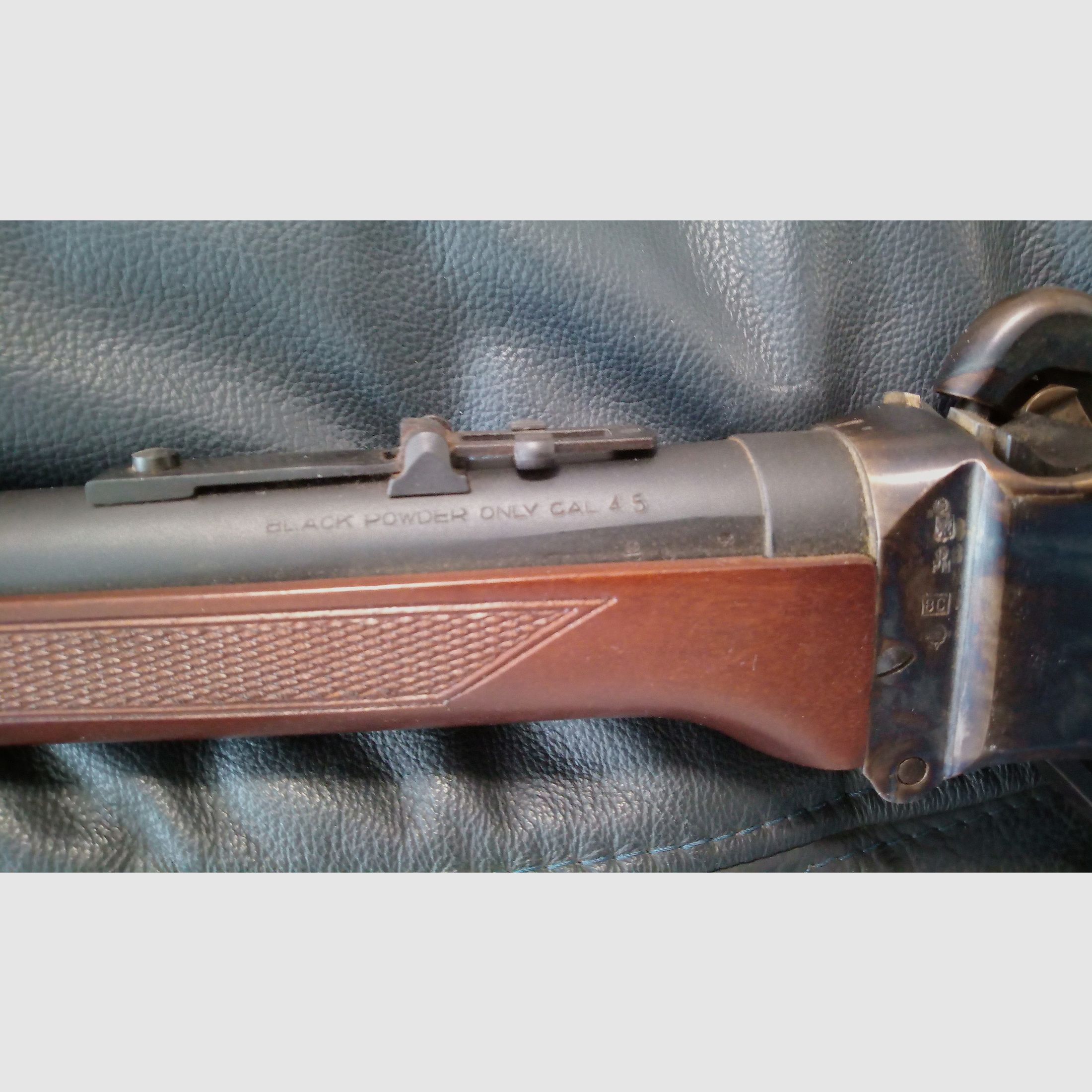 David Pedersoli Perkussions Messinghülsen Papierpatrone Hinterlader Gewehr Sharps cal 45 / 70 Nachfolger vom Vorderlader Schwarzpulver