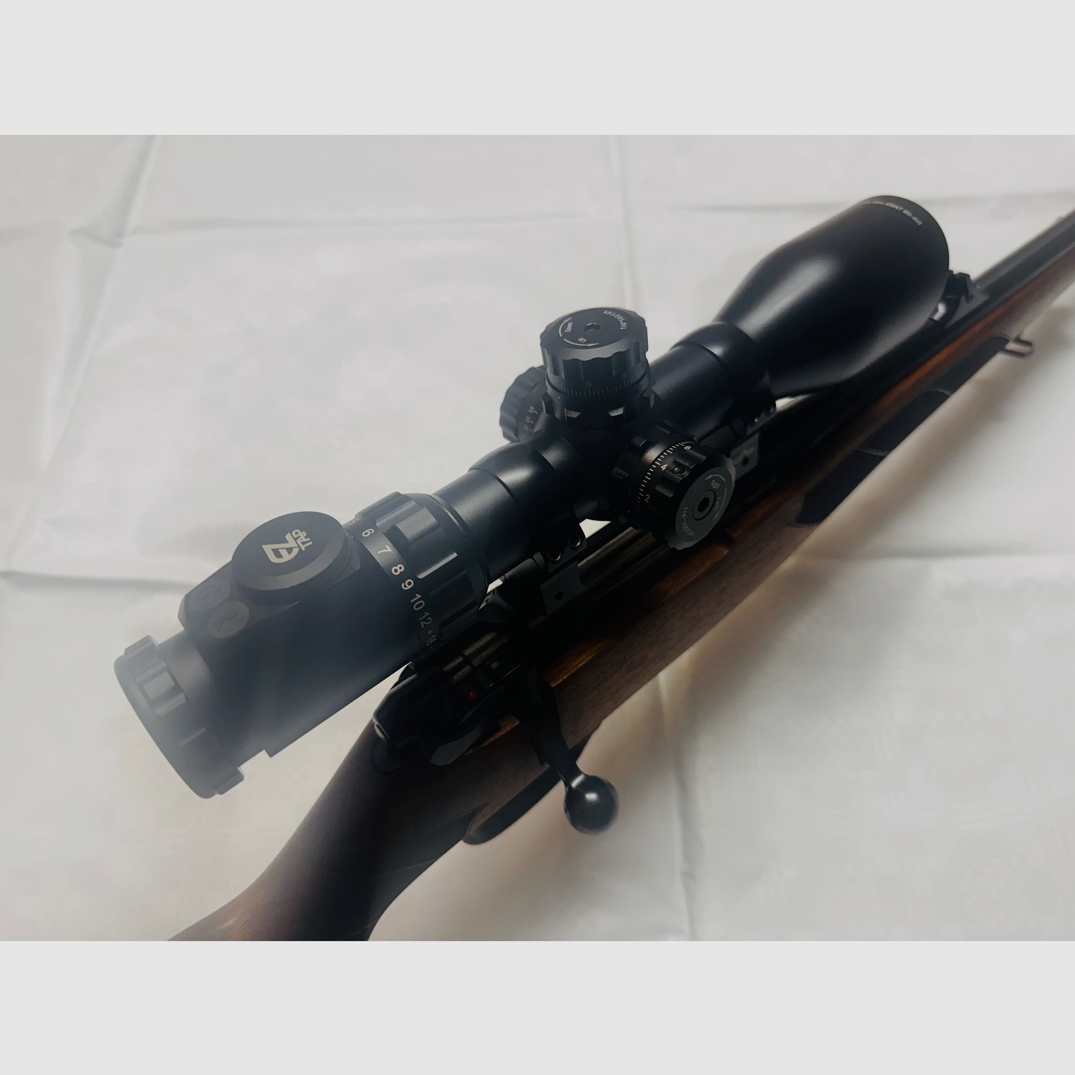 CZ 527 Kaliber .223 inkl. ZF & 2 Magazine