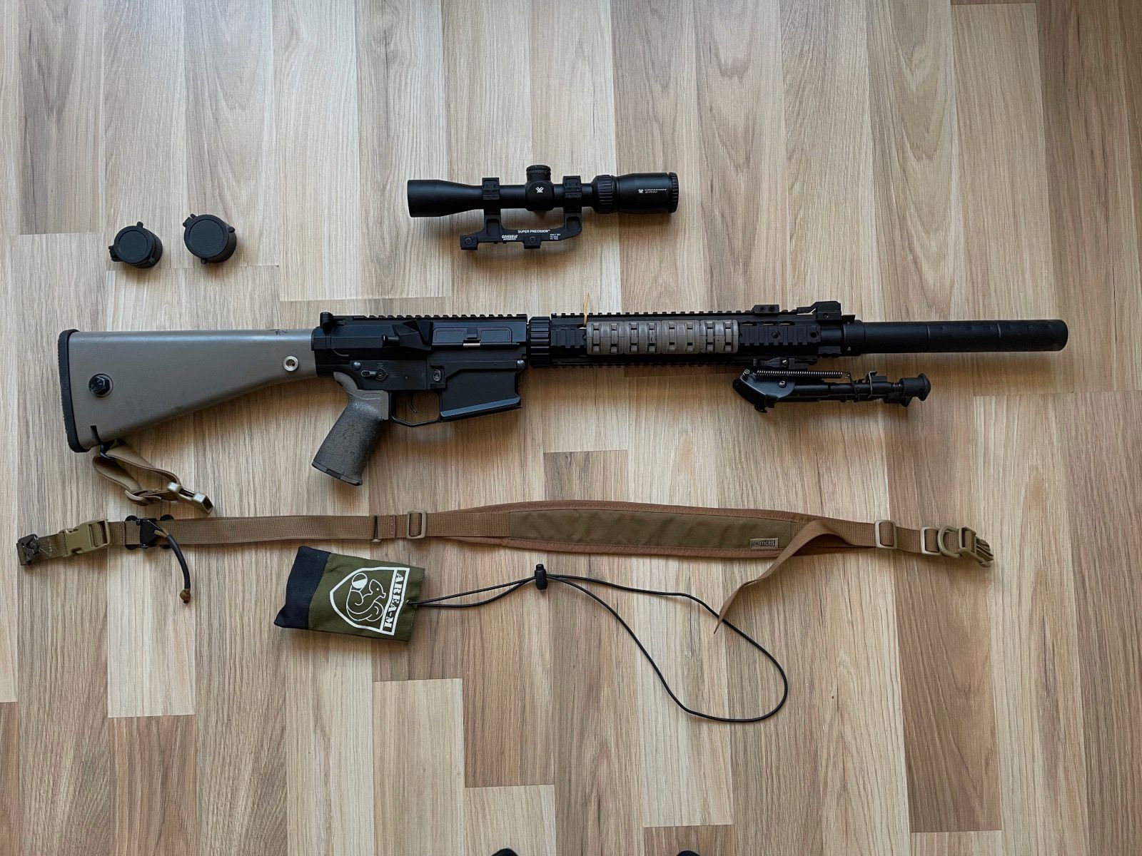 Airsoft Begadi EC25 MCC with scope and carrying case