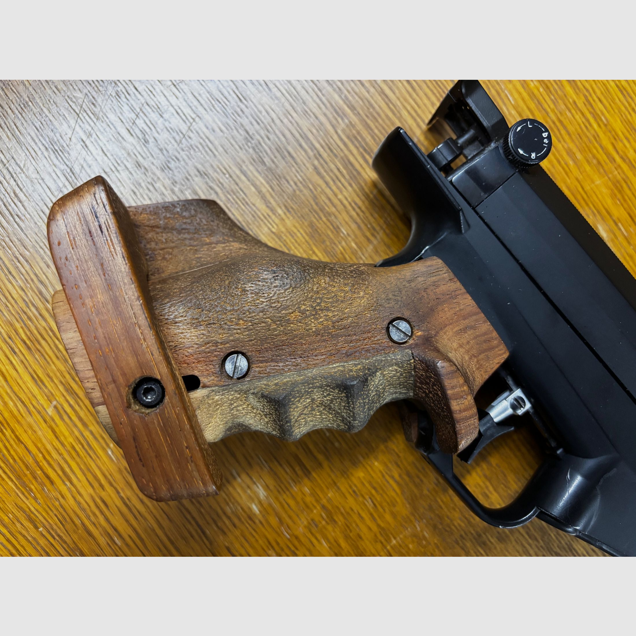 Feinwerkbau air pistol LP90, image 6 of 12