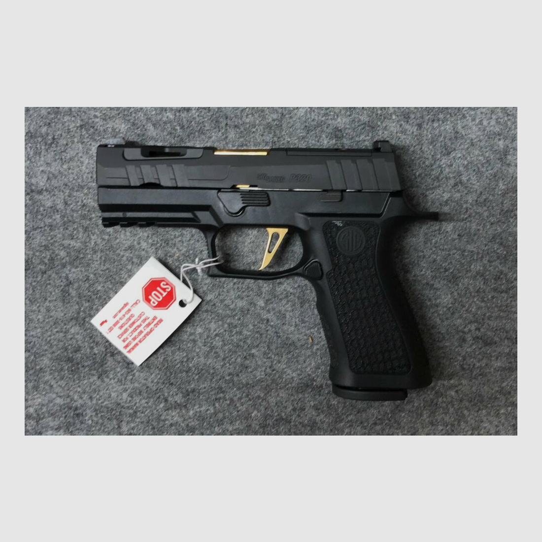 SIG Sauer P320	 9mmLuger