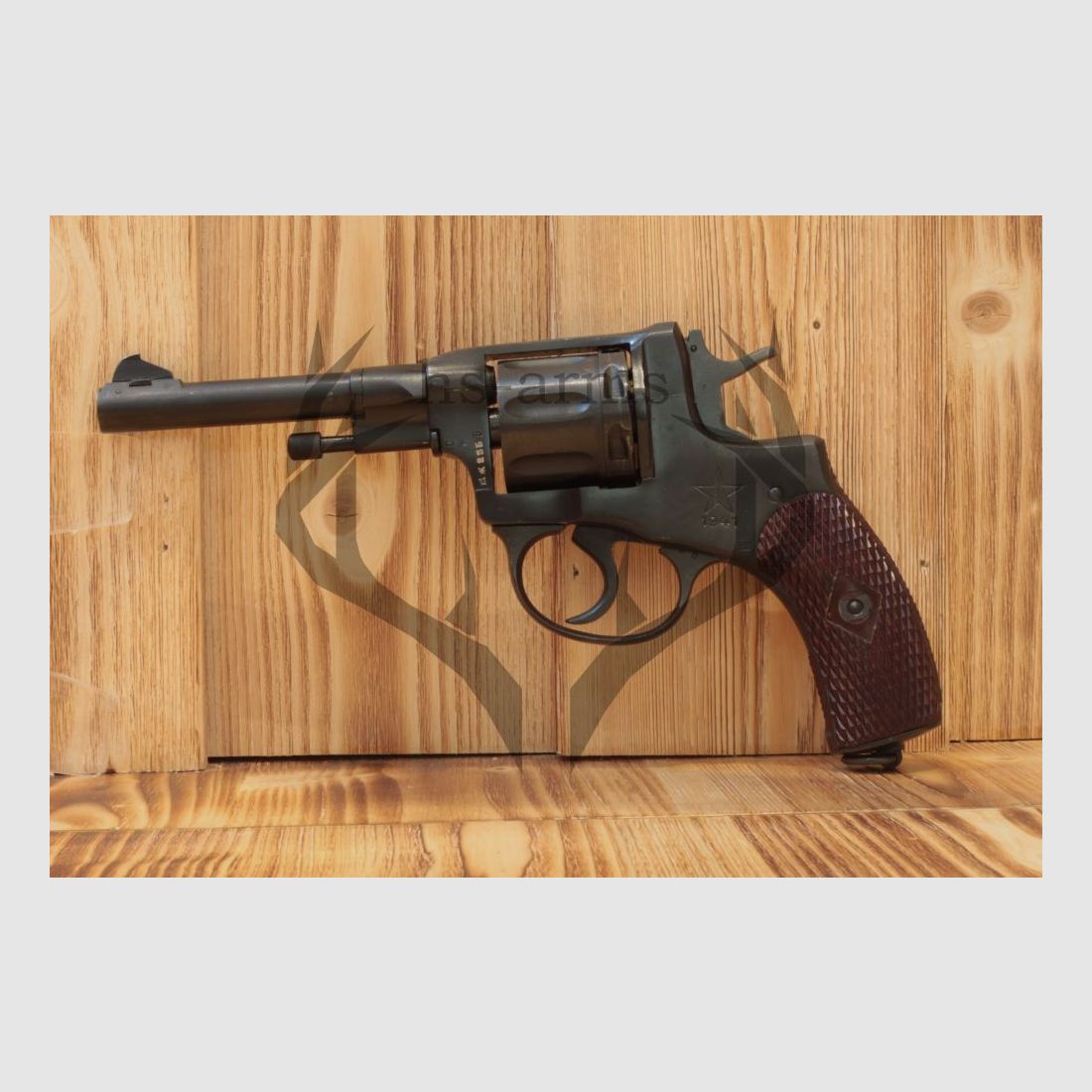 Nagant	 Nagant M1895 Revolver - 7,62 × 38 mm R