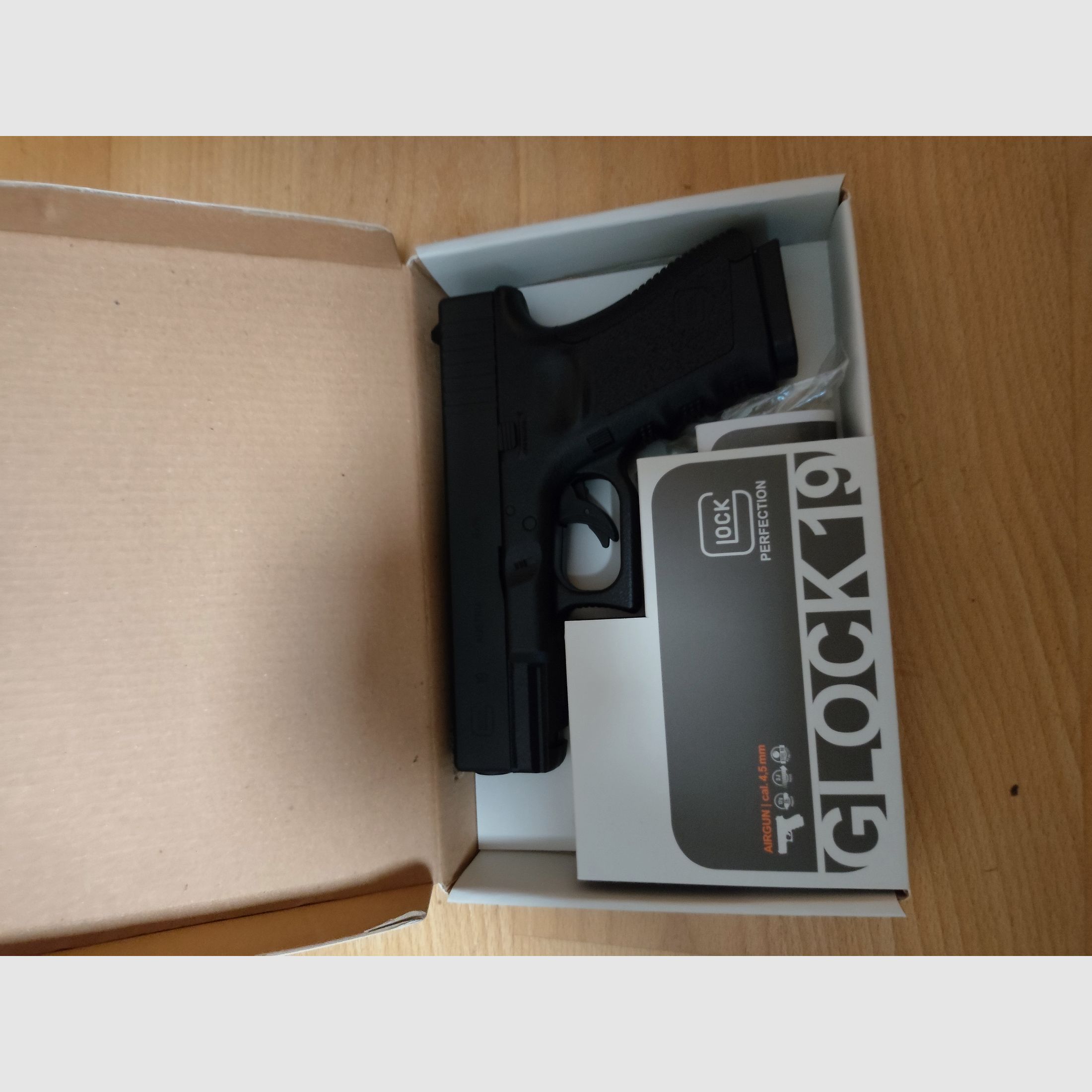 Glock 19 Co2 Pistole 4,5 BB von Umarex