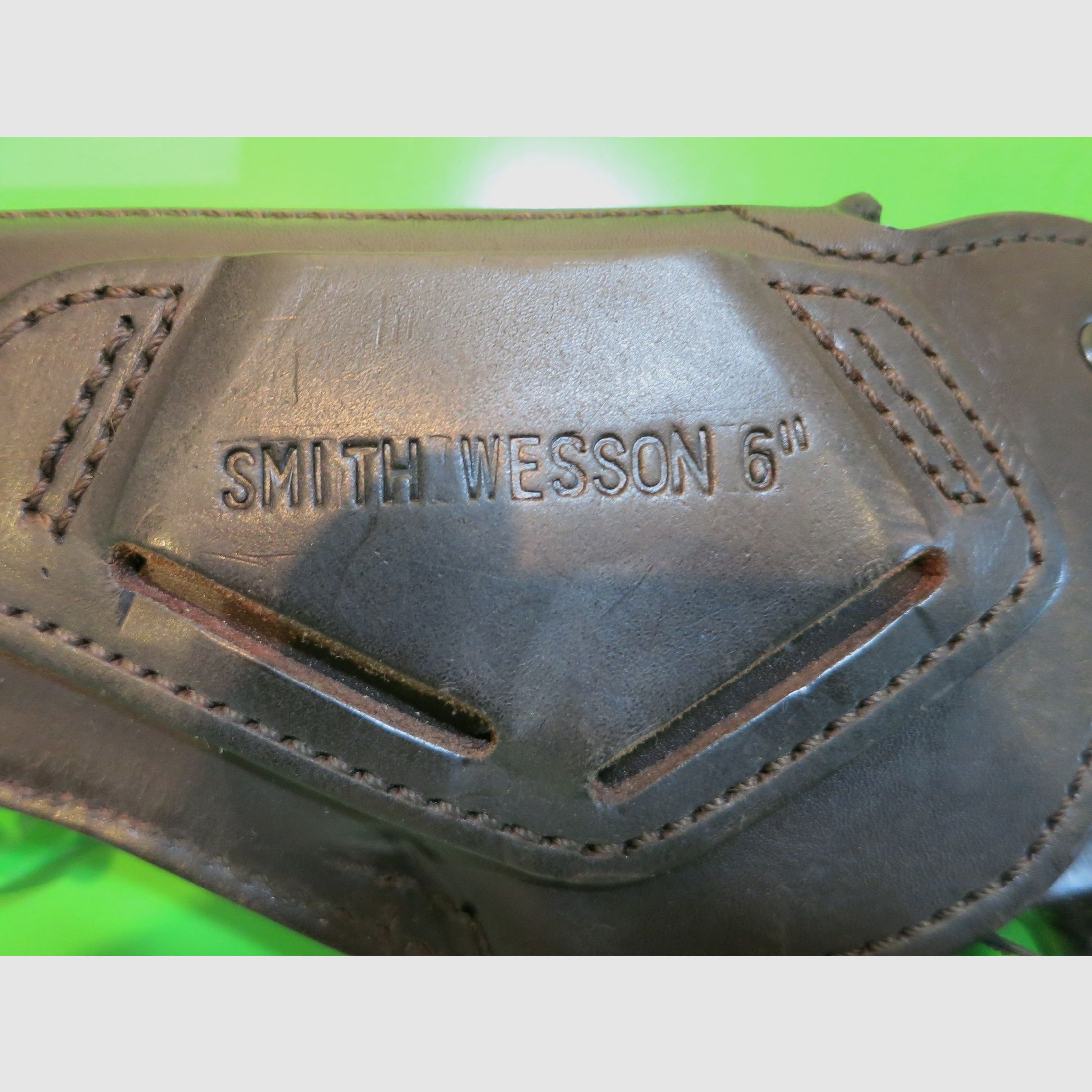 Funda de cinturón para revólver, Smith&Wesson 6", cuero     #23-