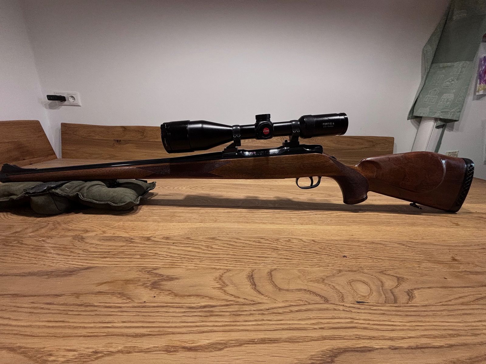 Sauer 90 Stutzen mit Leica Fortis 6 Zielfernrohr
