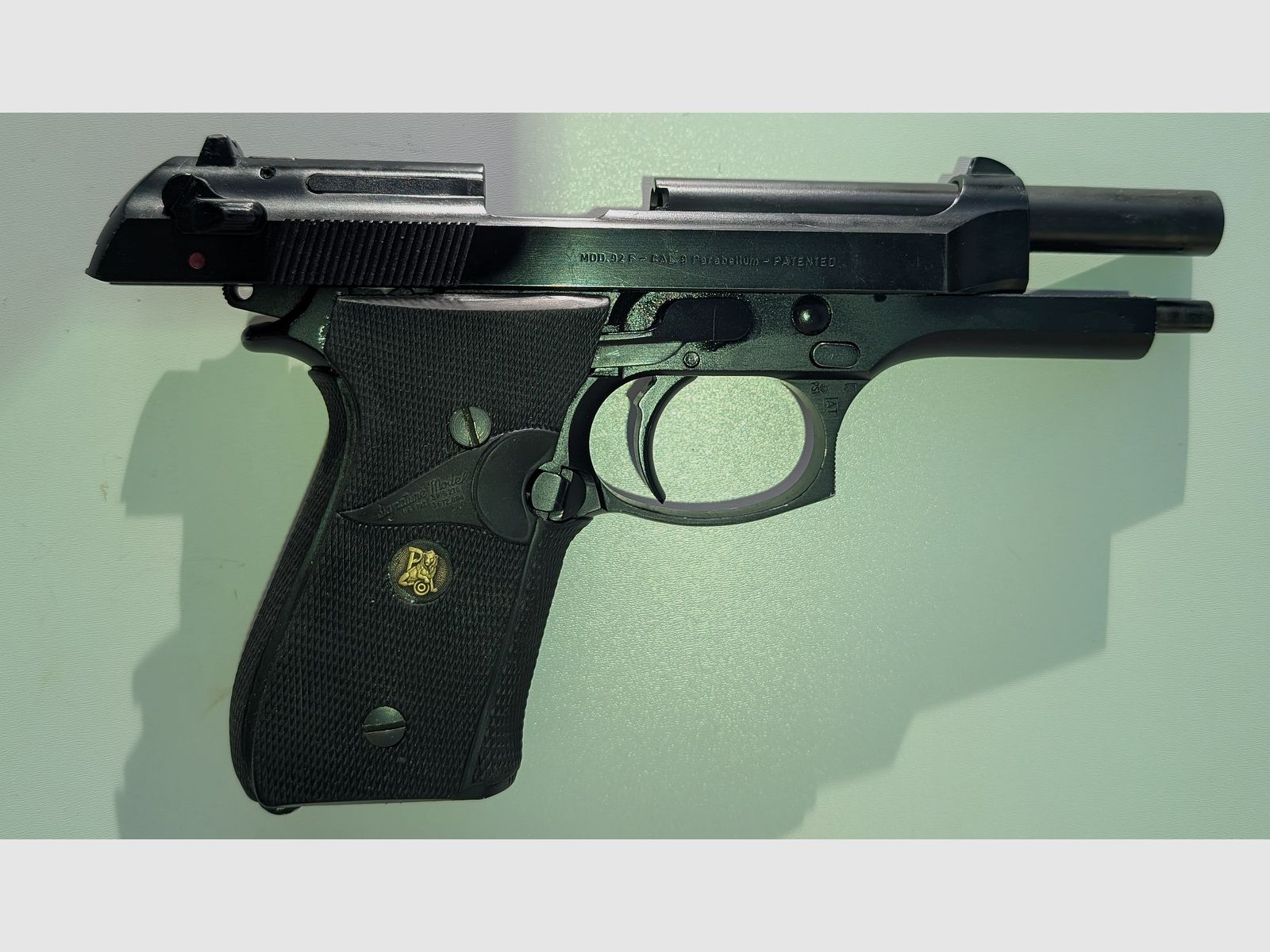Beretta 92F 9mm Luger