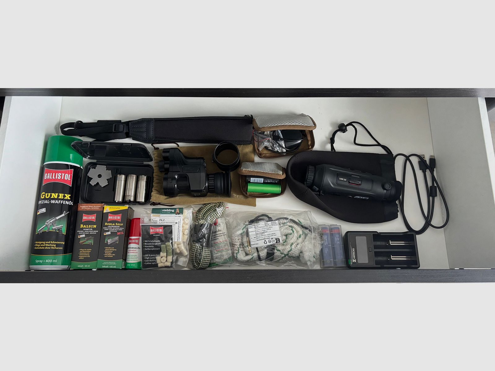 Paquete completo de caza | Sauer 101 XT + Steiner Ranger 4 + Stalon X | HIKMICRO LH25 2.0 | PARD NV007A | Caja fuerte