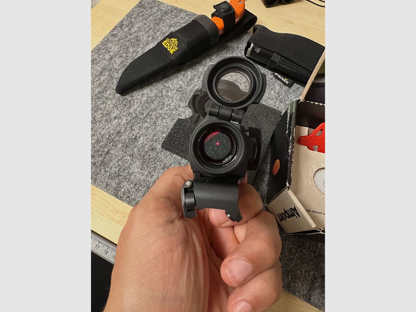 Aimpoint Micro H-2 2 MOA - Mirino a punto rosso con montaggio a sella Blaser