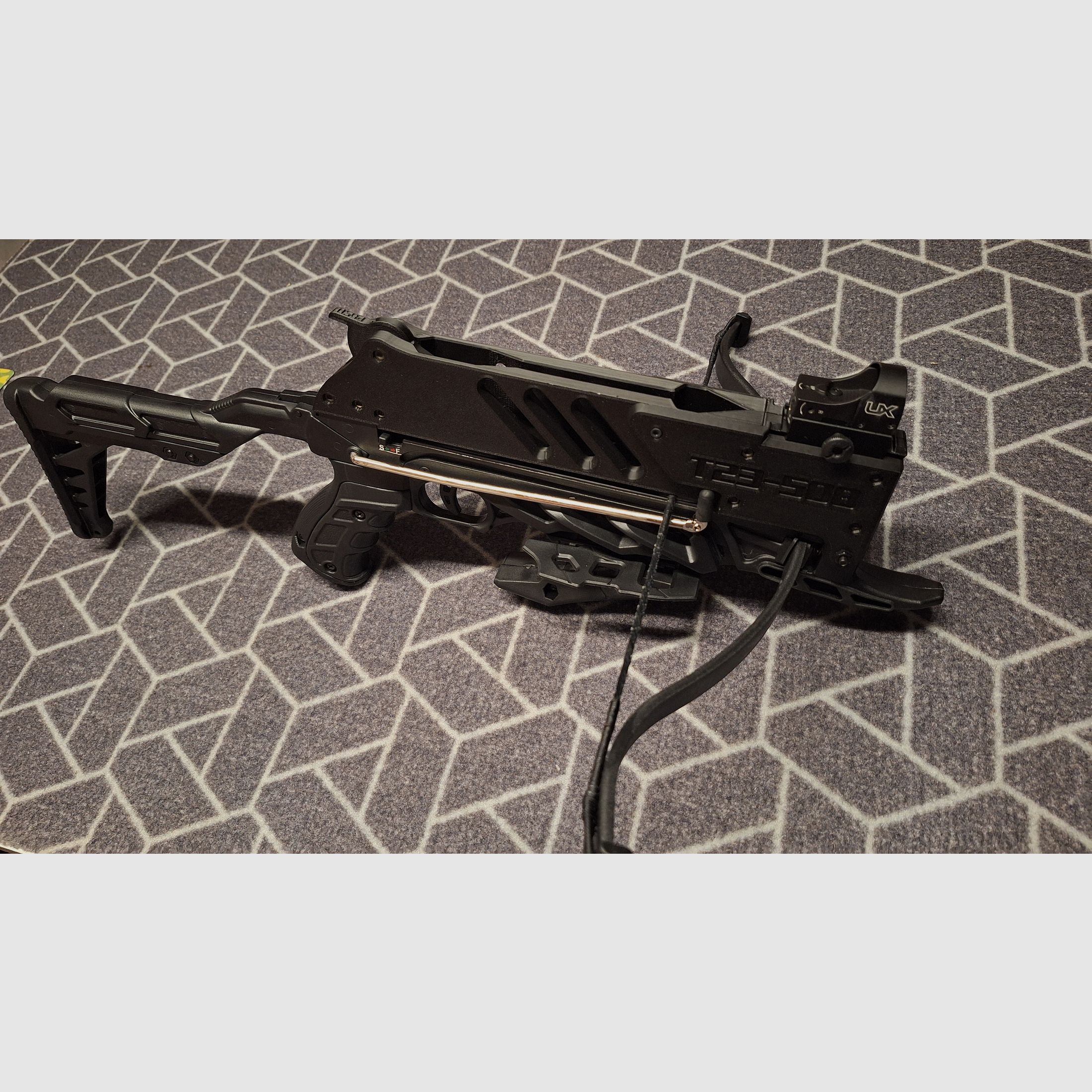 Pistolen-Armbrust "Snake Hunter" 7Schuß Magazin/Red Dot/Tasche-NEU!