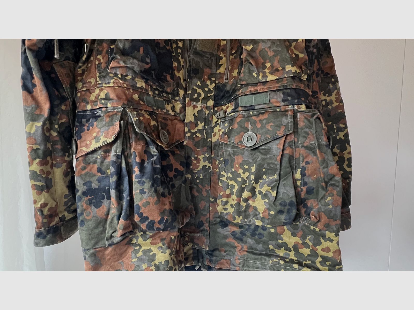 Tactical combat jacket by Leo Köhler