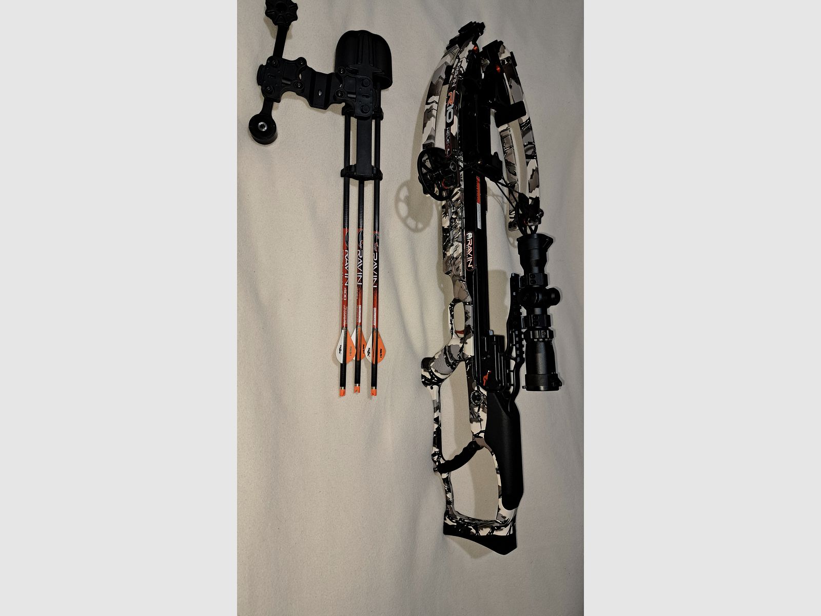 Fast Neue Ravin R10  Predator  Camo  Armbrust mit Zubehör 