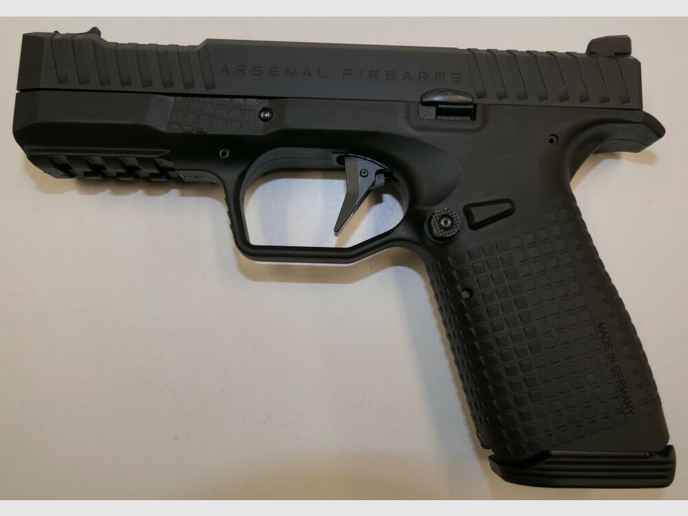 Arsenal Firearms STRYK B