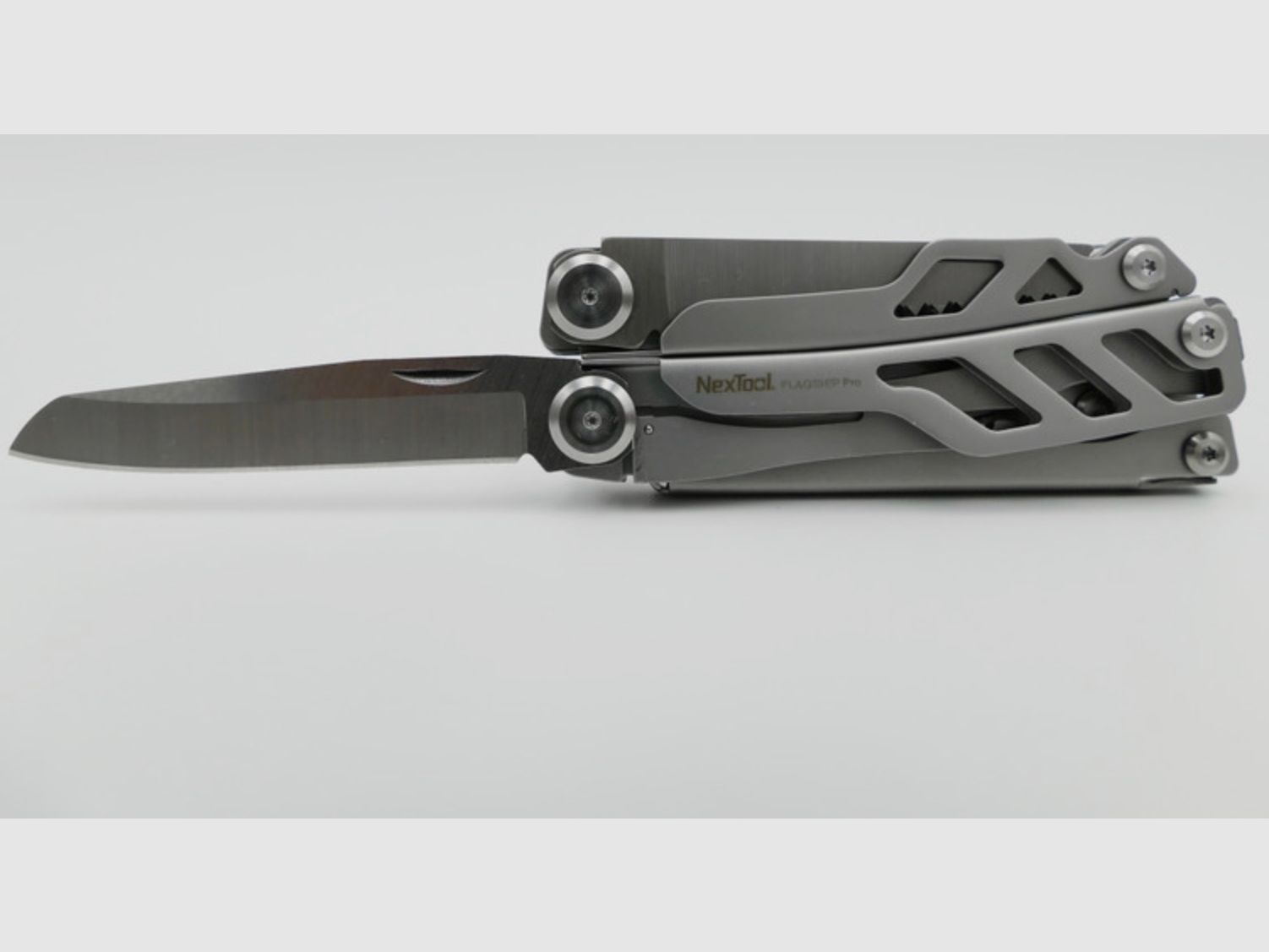 Nextool KT5020 Multi-Tool Flagship 2019 DE Version Multifunktionswerkzeug Multitool silber