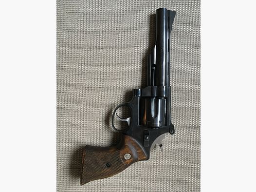 Rarity! Revolver Llama .44 Magnum