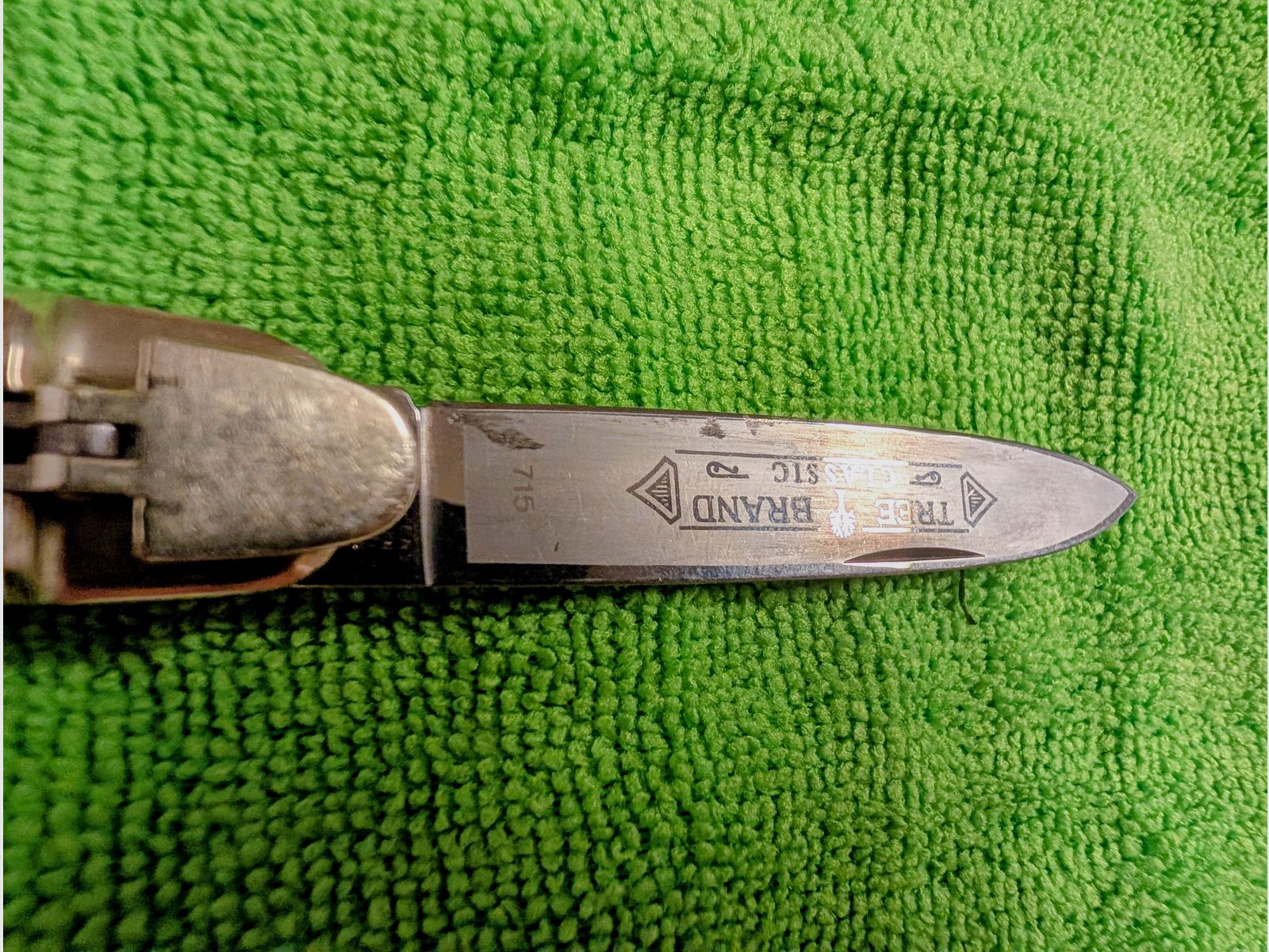 Böker Tree Brand Classic lever action knife – genuine stag horn, unpolished (blade 8 cm, compliant with weapons law)