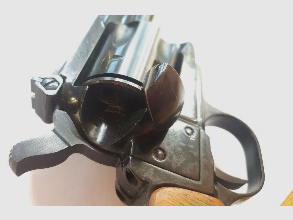 Reck Revolver Reck Model R40 - 4mmRF short, used