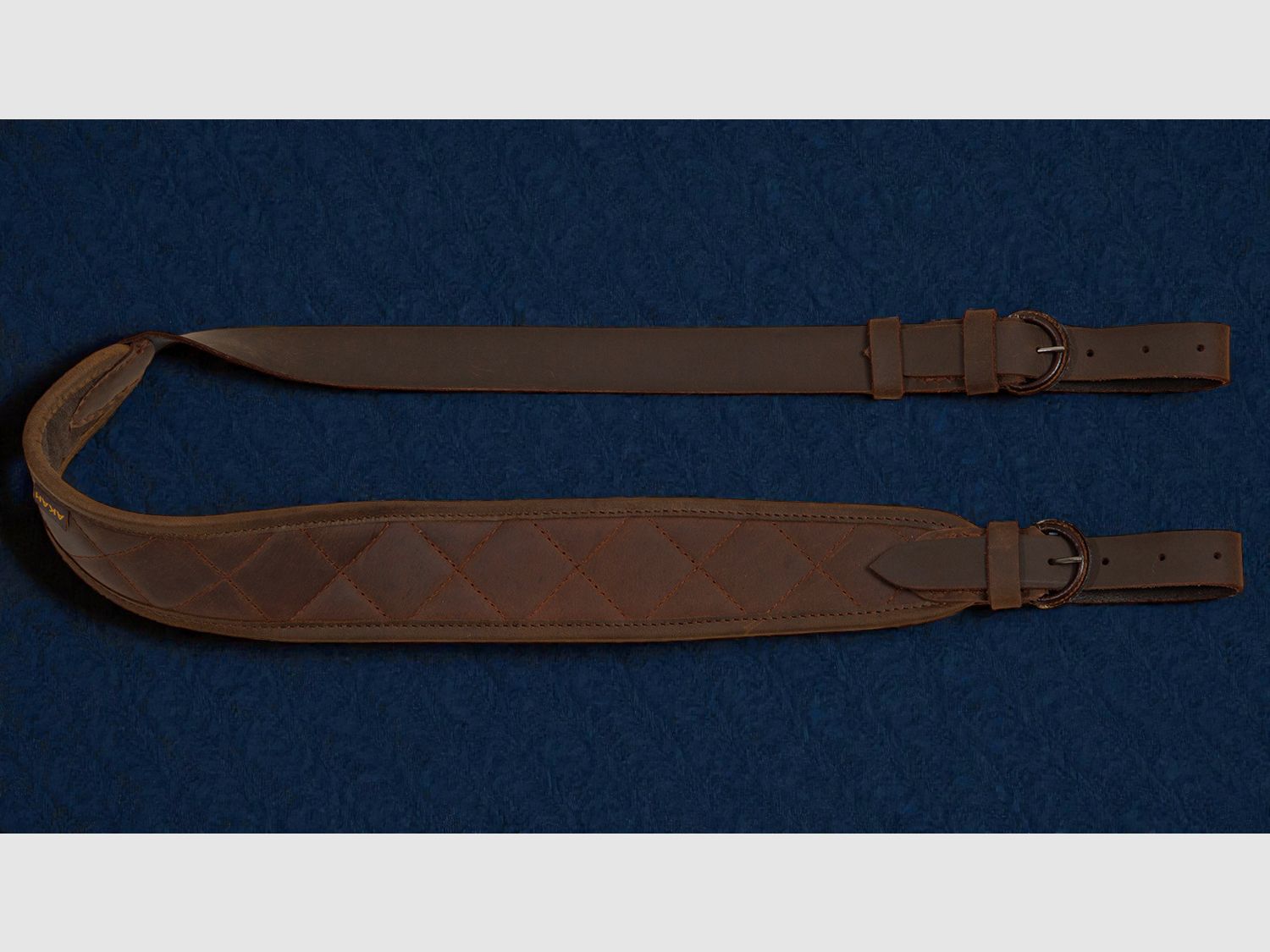 Sangle de fusil AKAH en cuir d'élan avec rembourrage matelassé