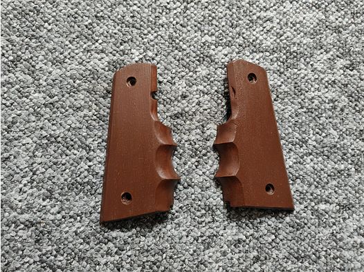 Combat Griffschale aus Holz für Colt 1911 (mit ein wenig Bearbeitung auch für Umarex 1911 oder andere Schreckschuss-Derivate geeignet)