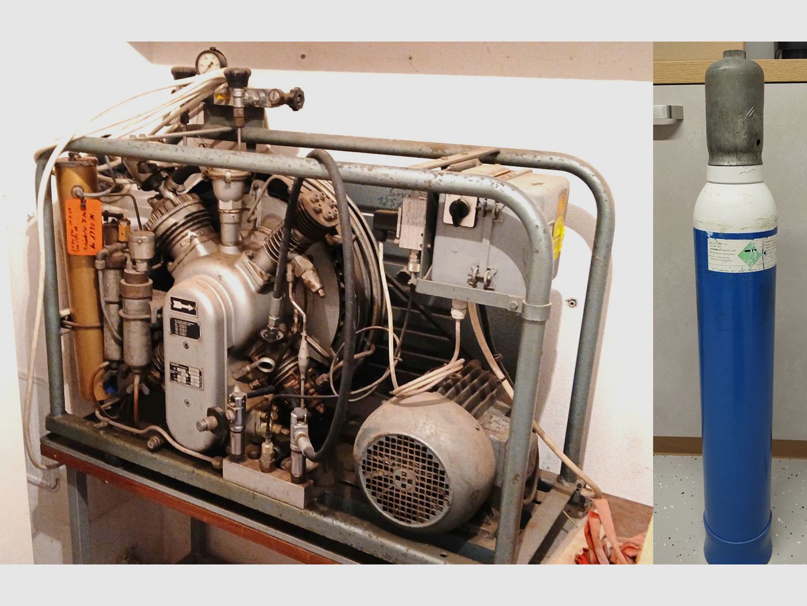 Bauer breathing air compressor, 225 bar, 200 l/min.