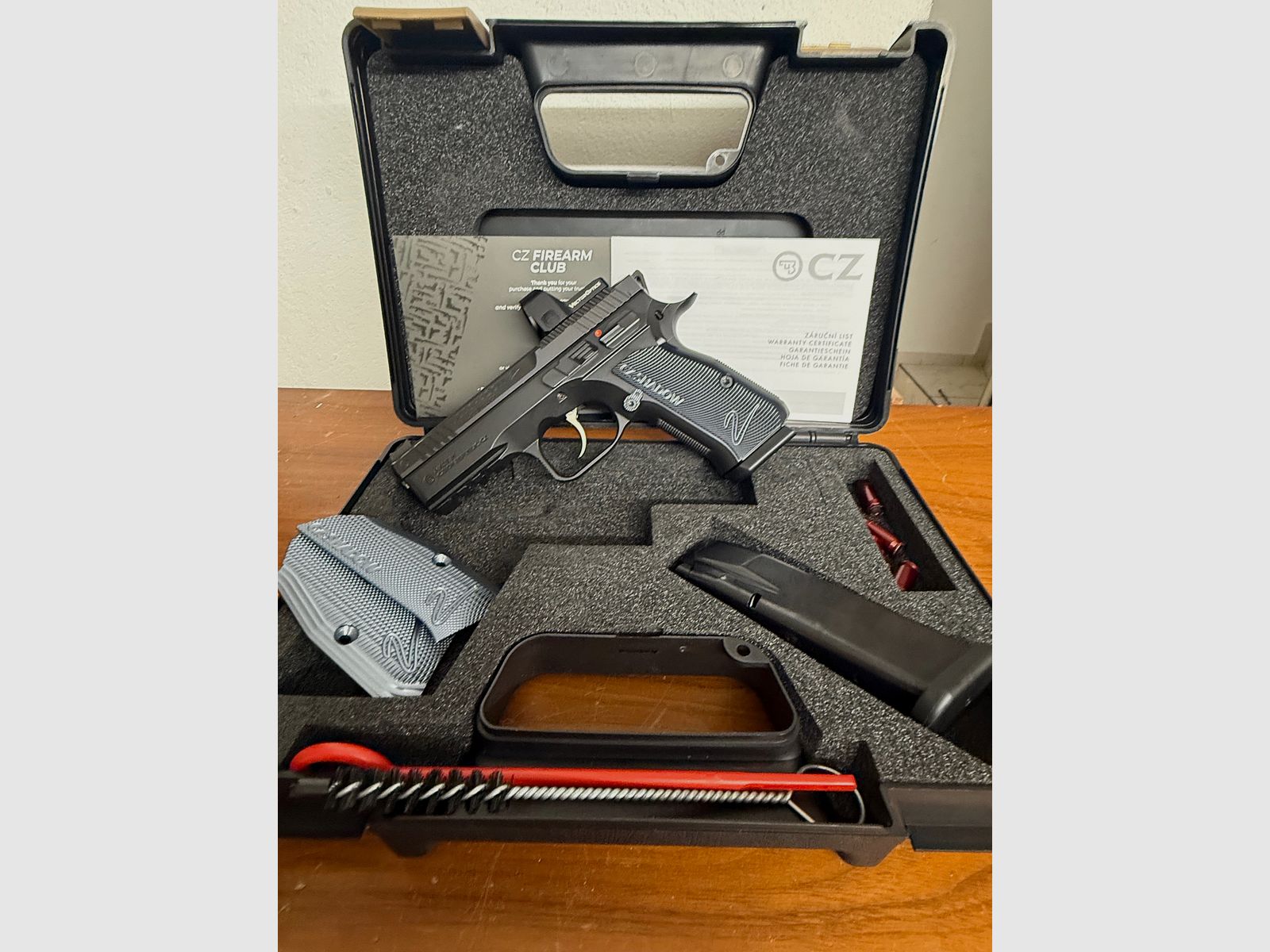 CZ Shadow 2 Compact inkl. Optik – neuwertiger Zustand