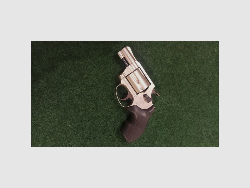 HW 37 Nickel Satiniert mit Hogue Griff