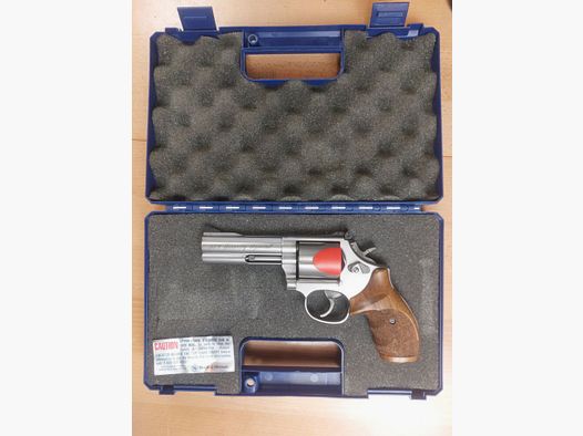 Smith & Wesson, USA 686- Security Special