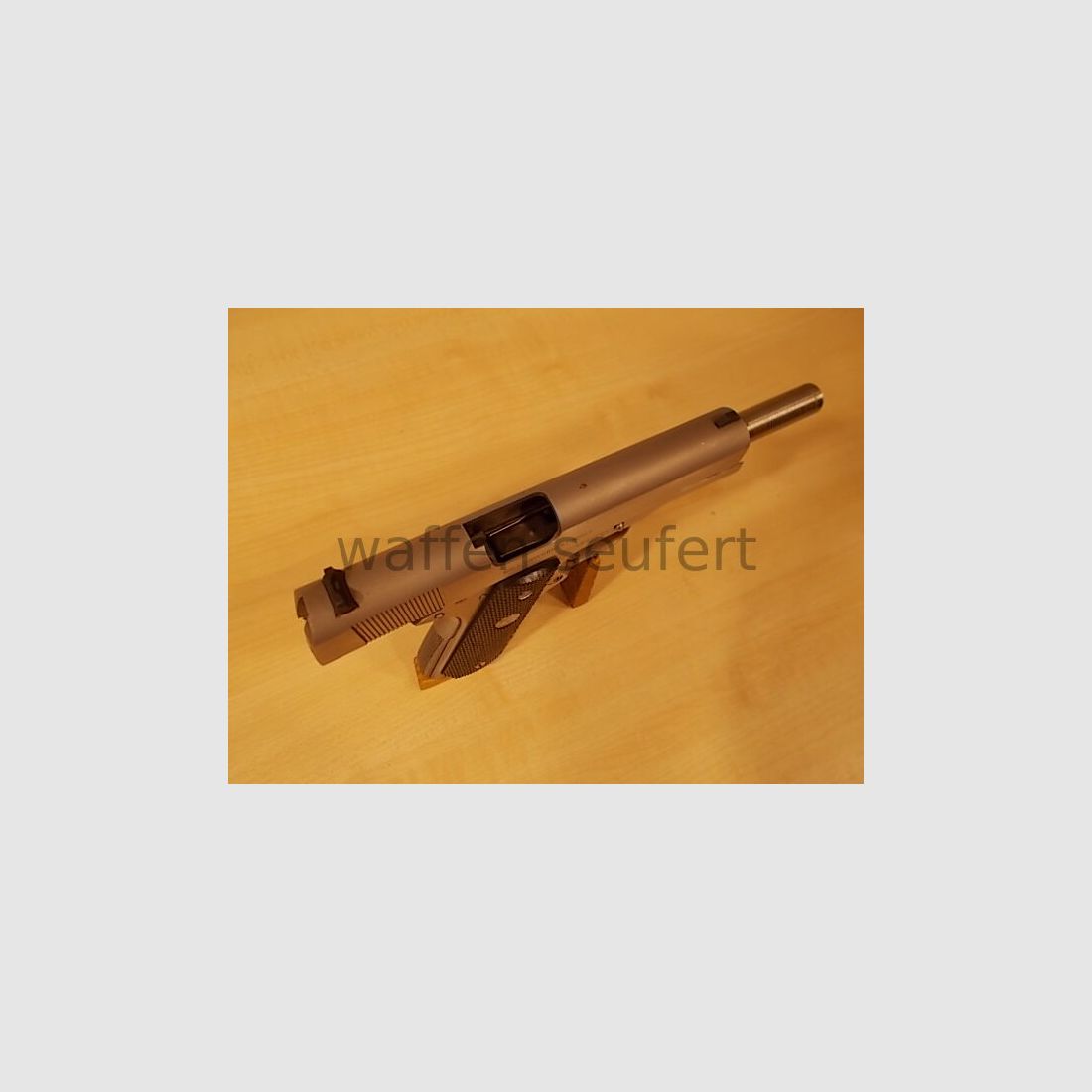 Colt Government MKIV Series 80 Stainless Pistole